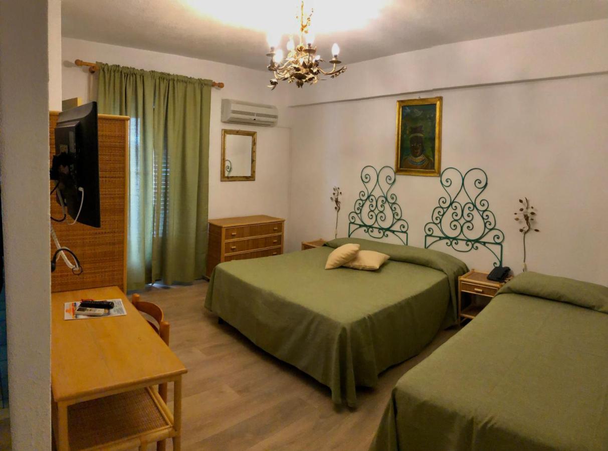 Hotel Da Peppe Летояни Екстериор снимка